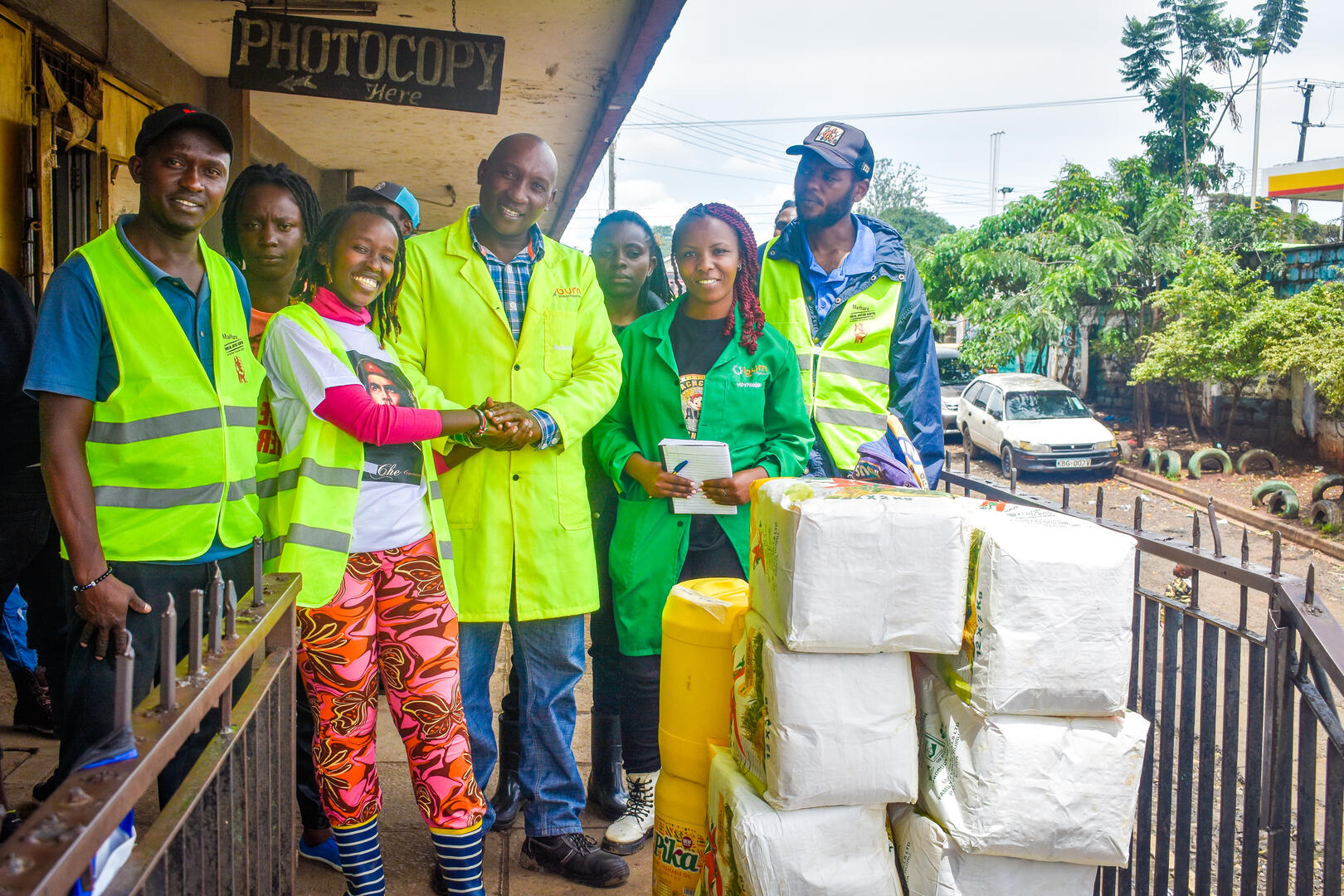 BURN DONATES INSTITUTIONAL STOVES AND DRY FOODS TO FLOOD VICTIMS IN NAIROBI