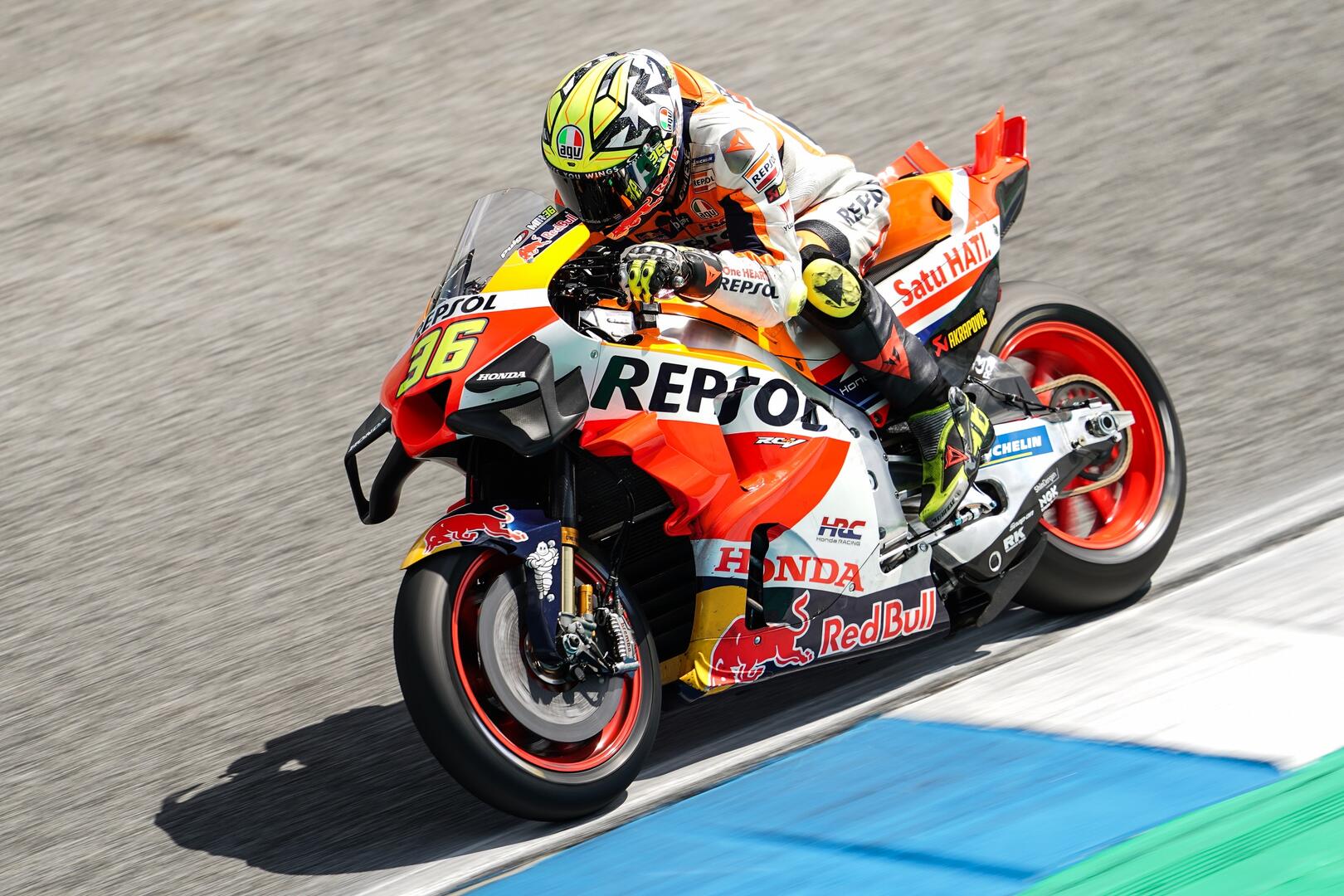 Marquez stars in Sprint to fiery fourth, Mir recovers seven places