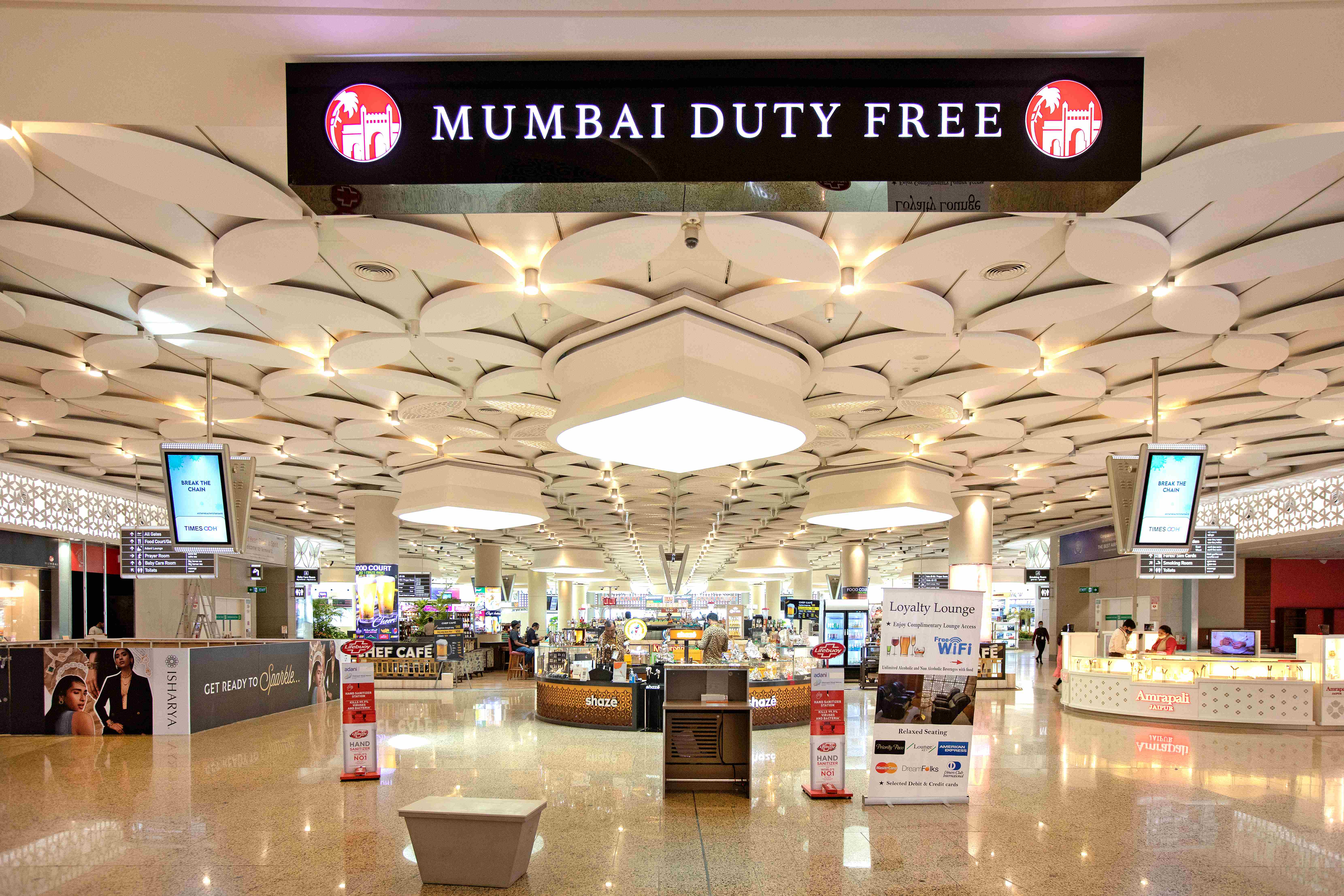 Mumbai Duty Free welcomes passengers to the ‘Shop & Win’ festival