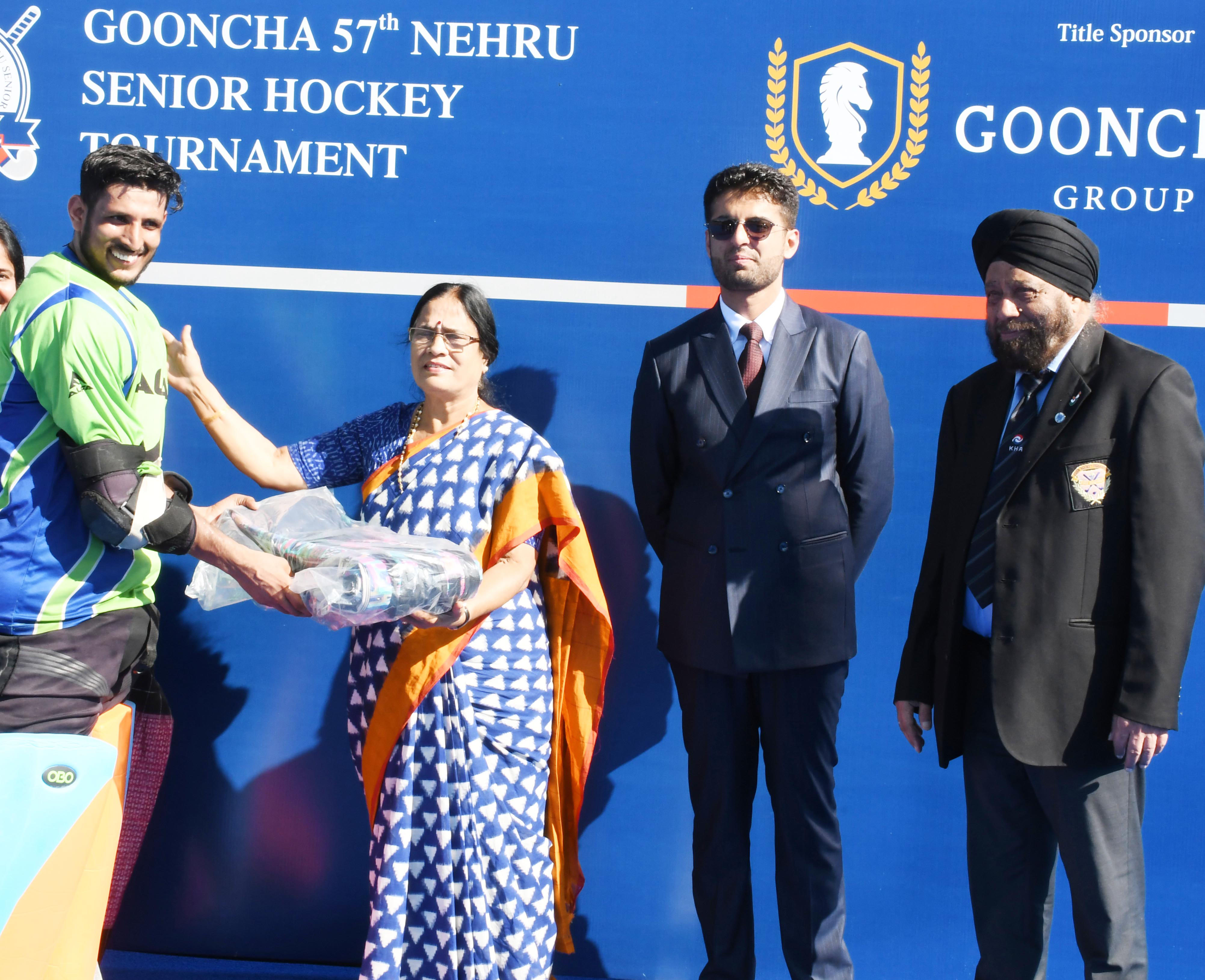 Five times winner Indian Oil into final by beating Indian Navy 6-4, at the 'Gooncha 57th Nehru Senior Hockey Tournament’!