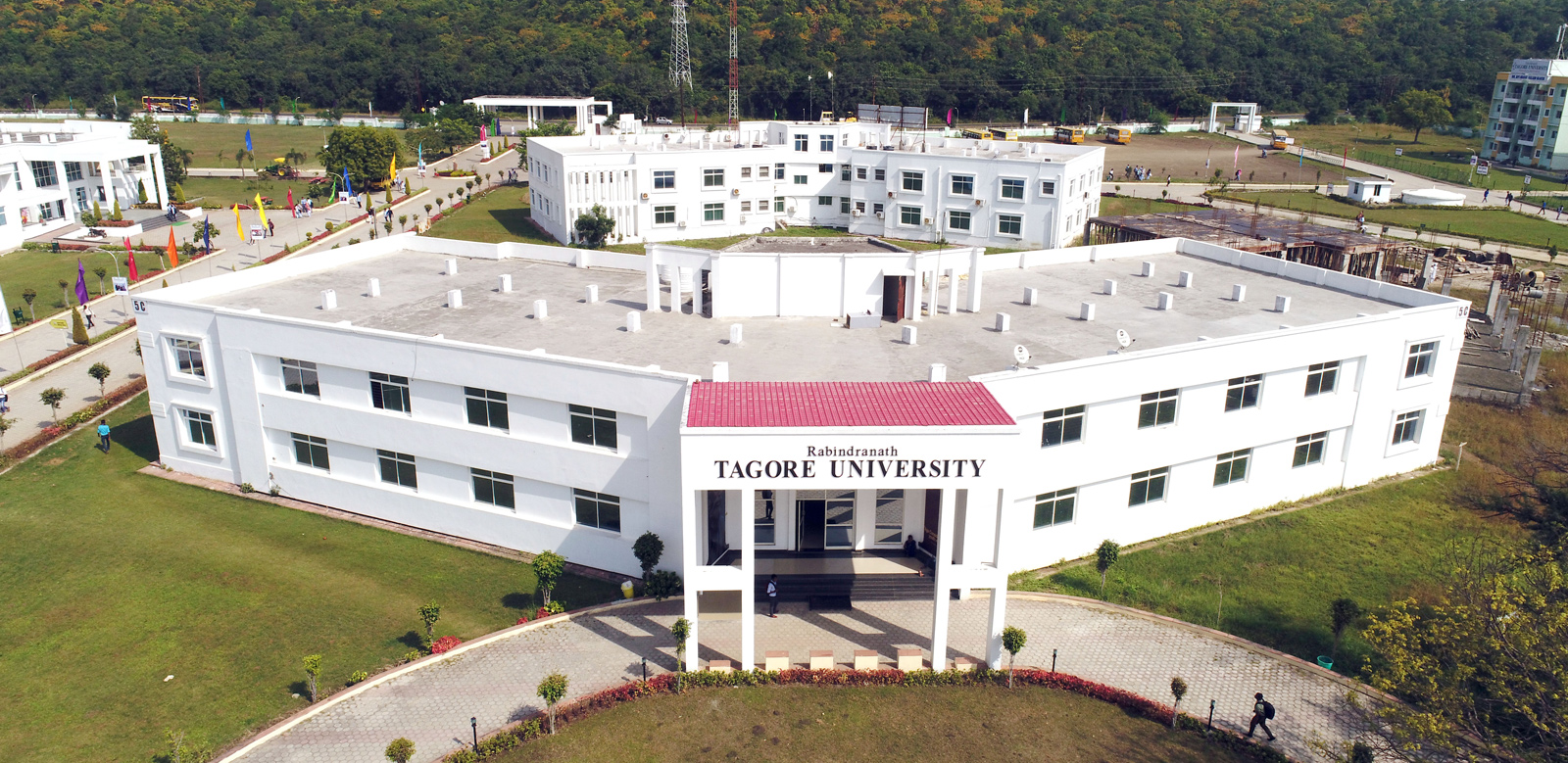 Rabindranath Tagore University Awarded the "Most Promising University of Central India"