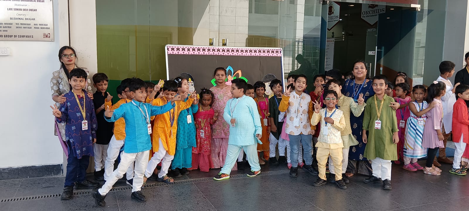 Double celebration at Acharya Tulsi Academy Orchids The International School as students celebrate Diwali with the city’s traffic guards and kids from Prayajan NGO