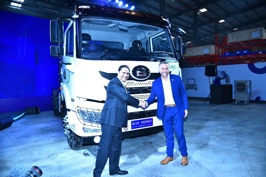 BLUE ENERGY MOTORS LAUNCHES INDIA’S FIRST LNG-FUELLED GREEN TRUCKS
