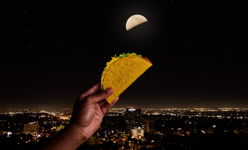 TACO BELL® LAUNCHES FIRST EVER GLOBAL CAMPAIGN, ALL WITH THE HELP OF THE MOON