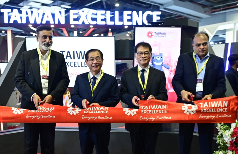 Launch of seven high-tech products by Taiwan Excellence marks first day of Convergence India